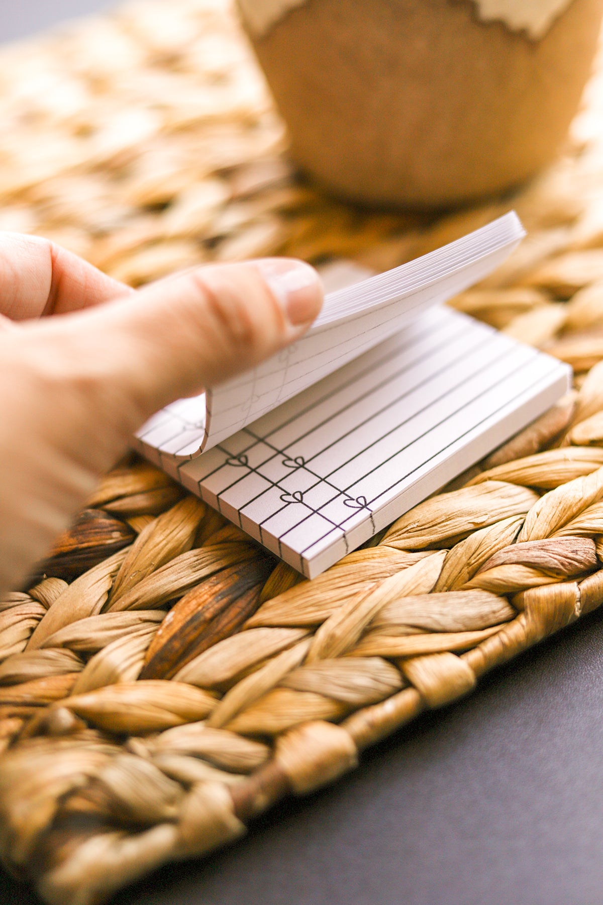 Everly Sticky Notes